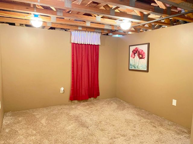 13742 Brookside Drive, Sterling Heights, MI 48313