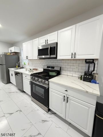 264 Greylock Pkwy, Belleville Twp., NJ 07109