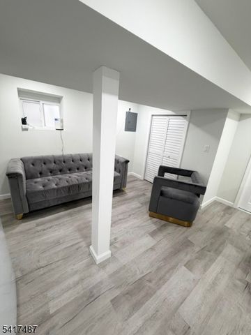 264 Greylock Pkwy, Belleville Twp., NJ 07109