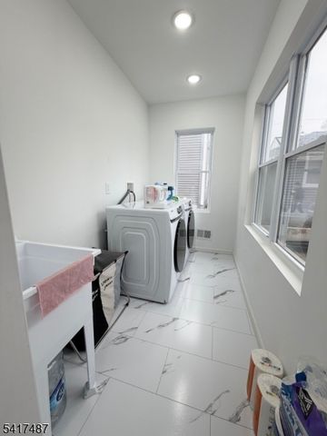 264 Greylock Pkwy, Belleville Twp., NJ 07109