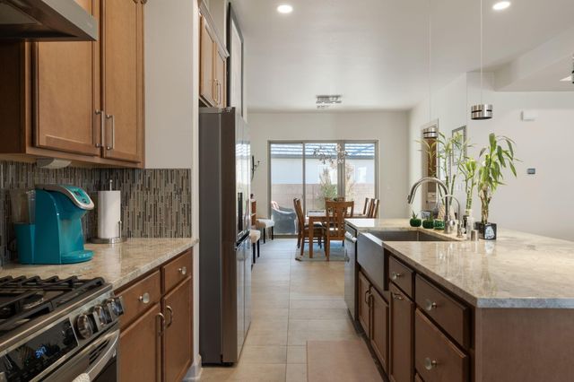 7738 Majesty Court NW, Albuquerque, NM 87107