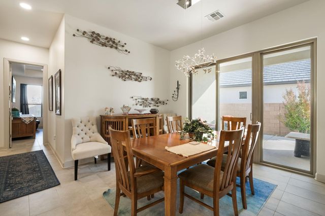 7738 Majesty Court NW, Albuquerque, NM 87107