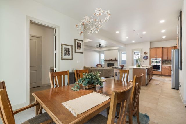 7738 Majesty Court NW, Albuquerque, NM 87107