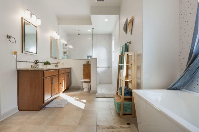 7738 Majesty Court NW, Albuquerque, NM 87107