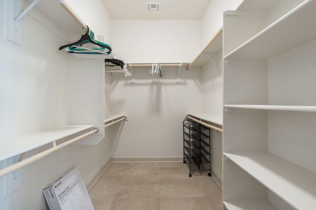 7738 Majesty Court NW, Albuquerque, NM 87107