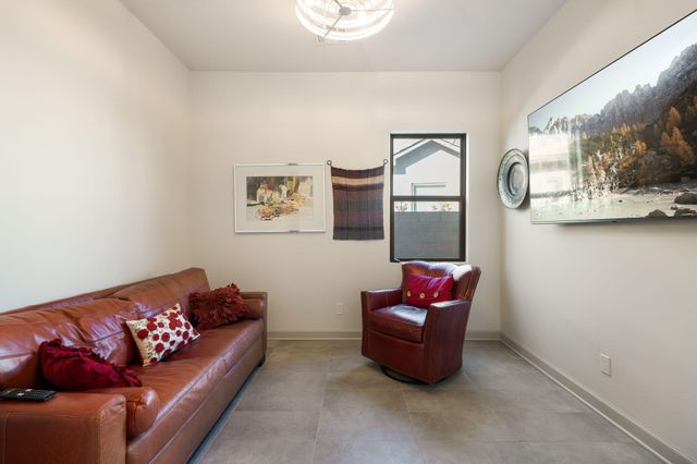 7738 Majesty Court NW, Albuquerque, NM 87107