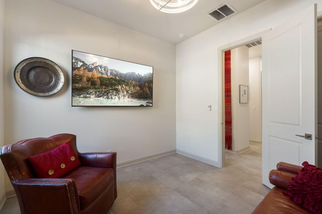 7738 Majesty Court NW, Albuquerque, NM 87107