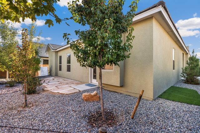 7738 Majesty Court NW, Albuquerque, NM 87107