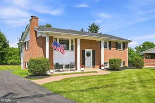 4802 VALLEY PIKE, Stephens City, VA 22655