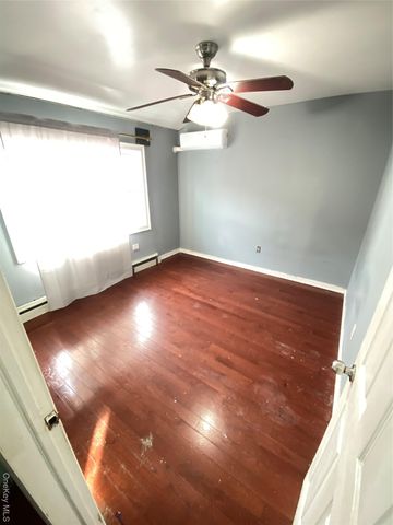 15818 85th Avenue, Jamaica Hills, NY 11432