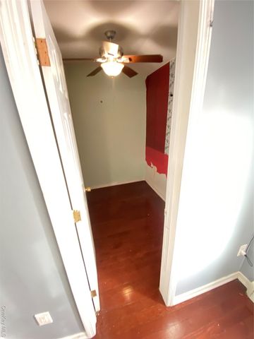 15818 85th Avenue, Jamaica Hills, NY 11432