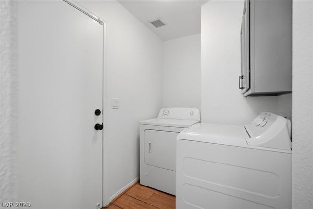 5437 Silent Path Way, North Las Vegas, NV 89031