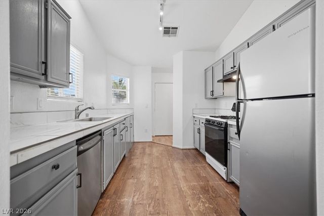 5437 Silent Path Way, North Las Vegas, NV 89031