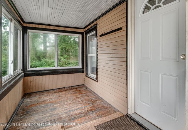118 S Francis Avenue, Lansing, MI 48912