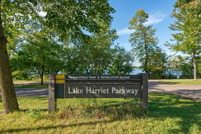 2700 44th Street W 113, Minneapolis, MN 55410