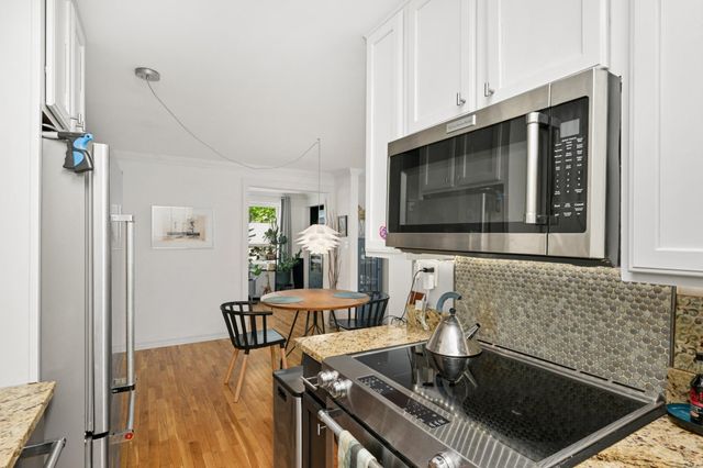 2700 44th Street W 113, Minneapolis, MN 55410