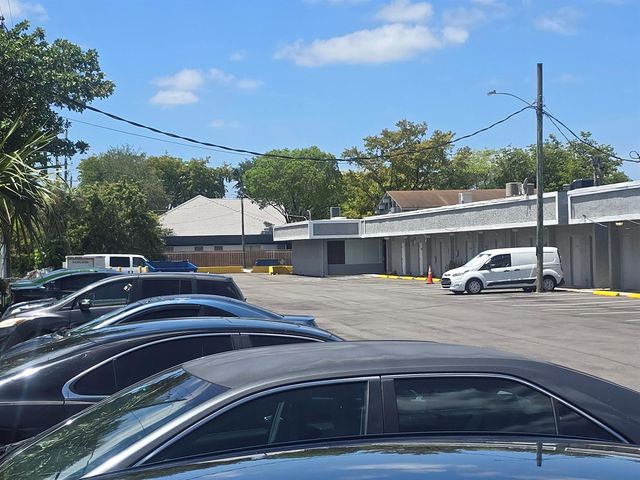 6120 NW 11th Street 10-2, Sunrise, FL 33313