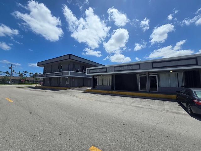6120 NW 11th Street 10-2, Sunrise, FL 33313