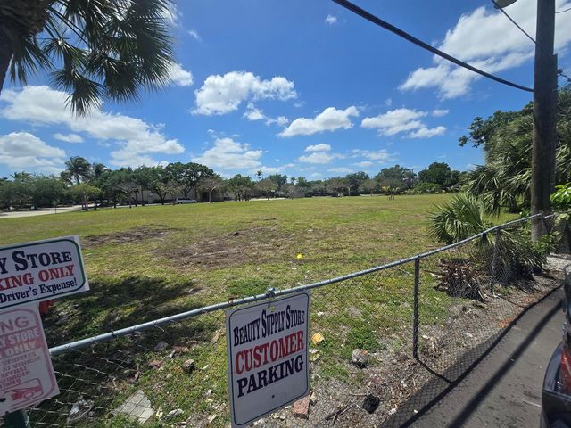 6120 NW 11th Street 10-2, Sunrise, FL 33313
