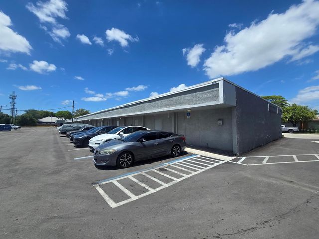 6120 NW 11th Street 10-2, Sunrise, FL 33313