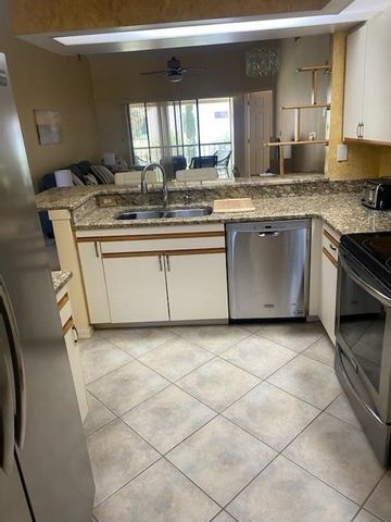 1041 Country Club Drive 426, Titusville, FL 32780