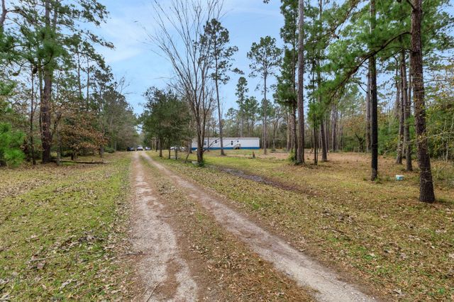 480 Private Road 1330, Liberty, TX 77575