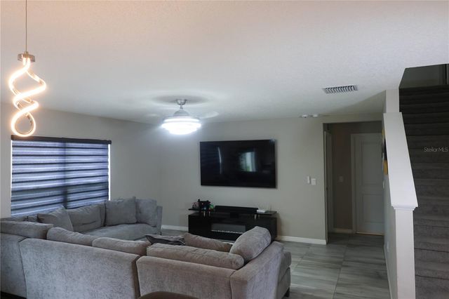 7819 SAIL CLOVER LANE, Zephyrhills, FL 33540