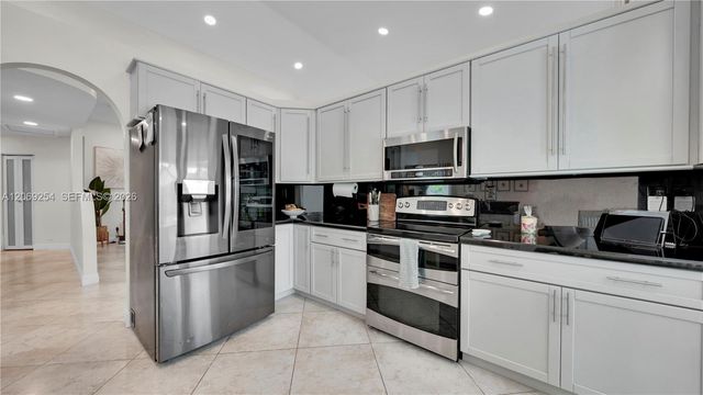 10602 NW 49th Place, Coral Springs, FL 33076