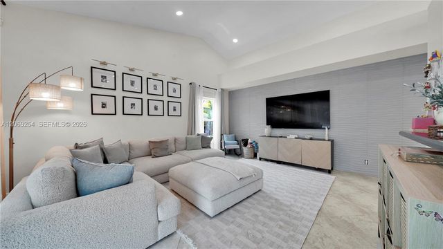 10602 NW 49th Place, Coral Springs, FL 33076