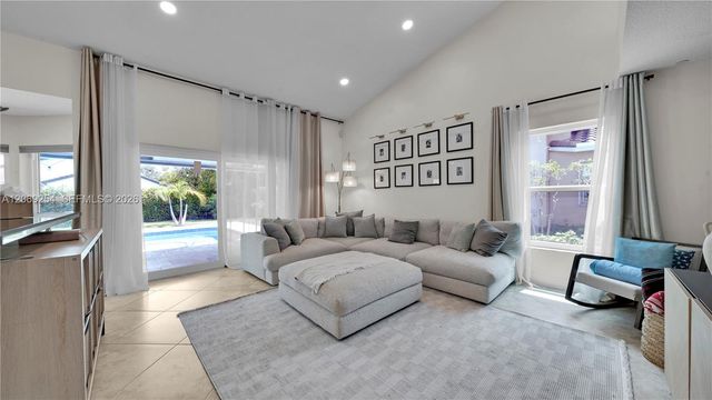10602 NW 49th Place, Coral Springs, FL 33076