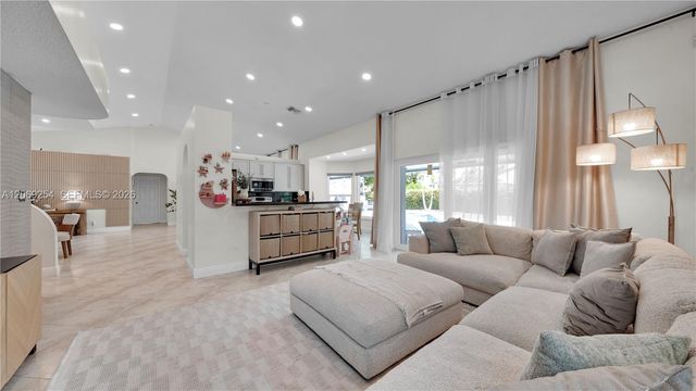 10602 NW 49th Place, Coral Springs, FL 33076