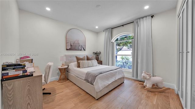 10602 NW 49th Place, Coral Springs, FL 33076