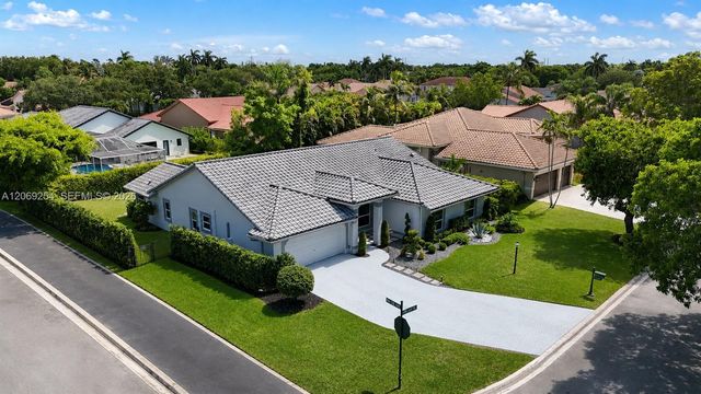 10602 NW 49th Place, Coral Springs, FL 33076