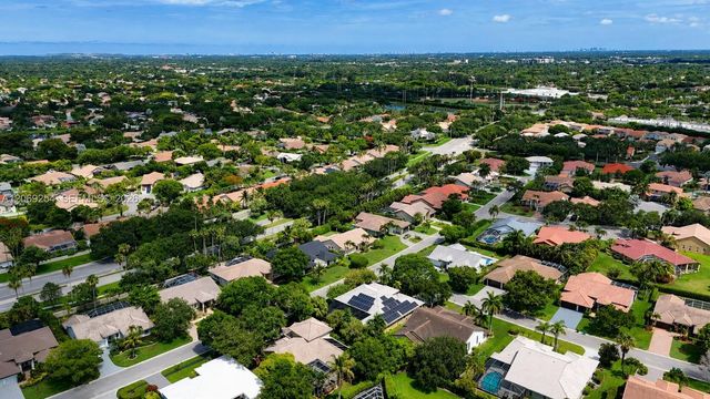 10602 NW 49th Place, Coral Springs, FL 33076