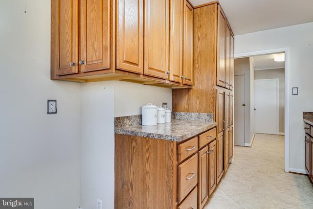 18323 OAKLAND DR, Cobb Island, MD 20625