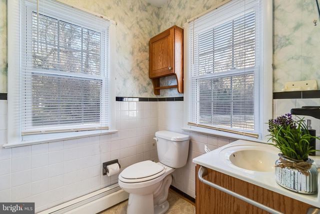 18323 OAKLAND DR, Cobb Island, MD 20625