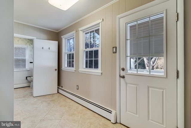 18323 OAKLAND DR, Cobb Island, MD 20625