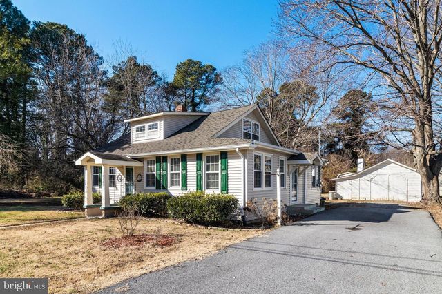 18323 OAKLAND DR, Cobb Island, MD 20625