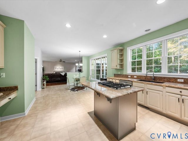 15300 Fox Haven Ln, Midlothian, VA 23112