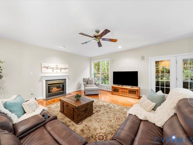 15300 Fox Haven Ln, Midlothian, VA 23112