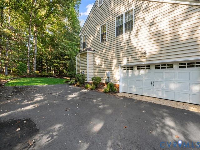 15300 Fox Haven Ln, Midlothian, VA 23112