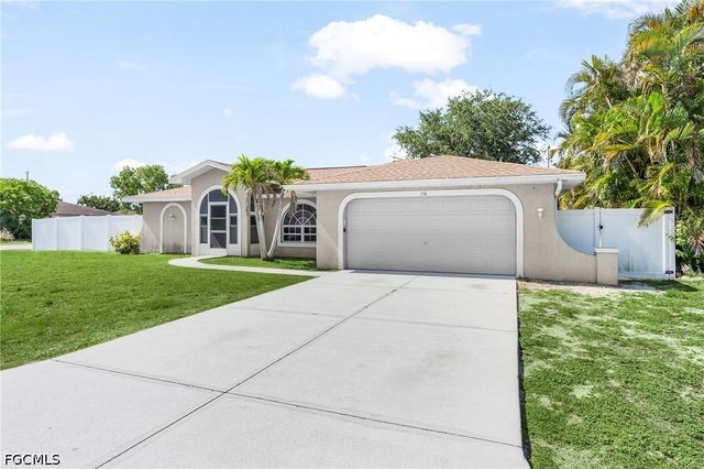 116 SW 28th TER, Cape Coral, FL 33914