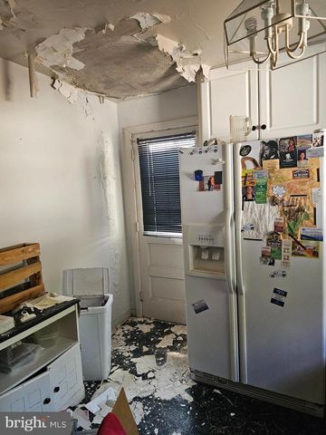 2336 THORNTON RD, Harrisburg, PA 17109