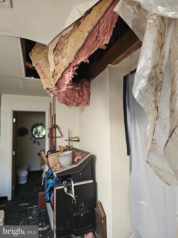 2336 THORNTON RD, Harrisburg, PA 17109