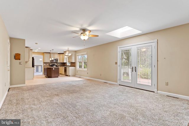 6207 LOCUST LN, Mechanicsburg, PA 17050
