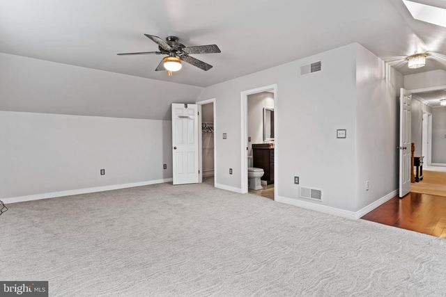 6207 LOCUST LN, Mechanicsburg, PA 17050