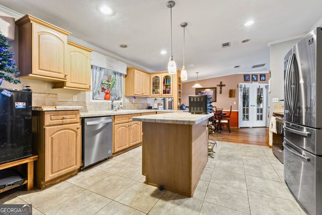 3211 Lee Road 375, Valley, AL 36854