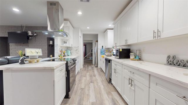 827 Dondell Street, Channelview, TX 77530