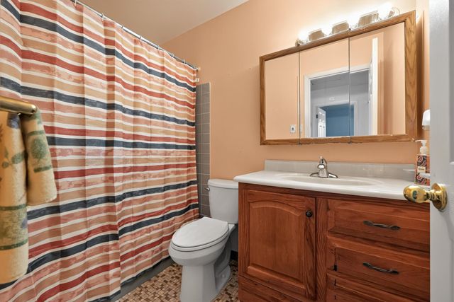 325 CARLETON LN, Mount Laurel, NJ 08054