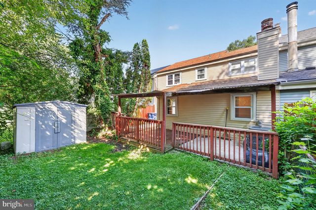 325 CARLETON LN, Mount Laurel, NJ 08054